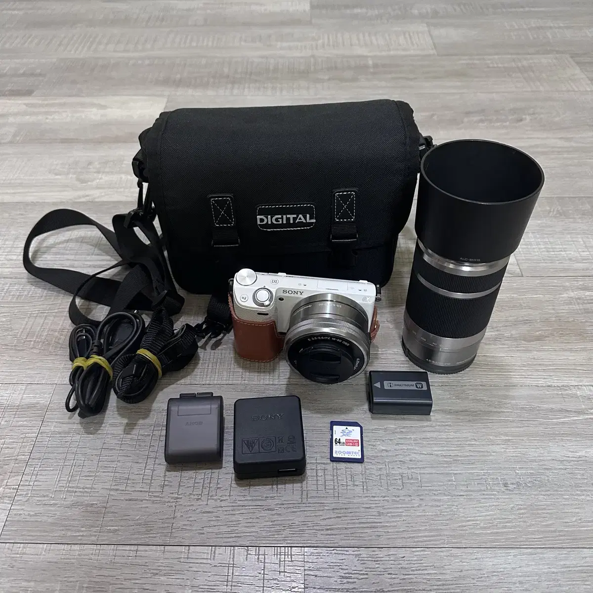 소니 NEX-5T / SEL55210 망원렌즈