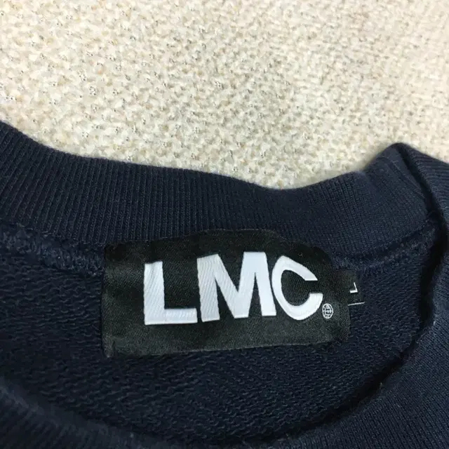 LMC 맨투맨 만원샵 J11