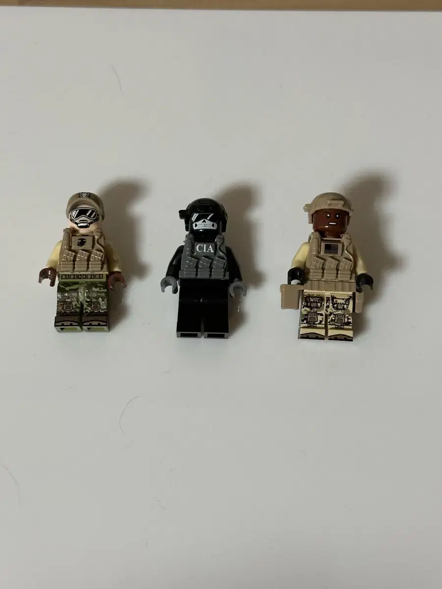 LEGO Military Figures MAZERLAND Genuine