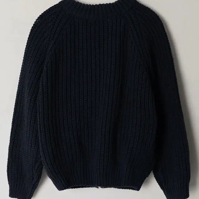 낫띵리튼 Netto yarn jumper 가디건 제니 착용