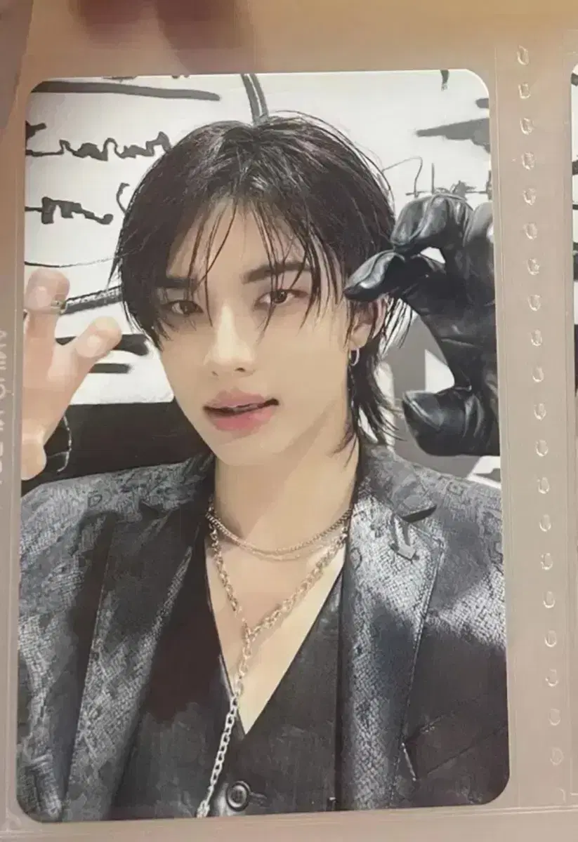 Skz hyunjin dominate concert offline Md pre-order benefit photocard