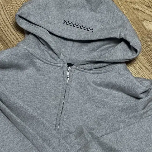 JNE T16 Grey Pleat Zip-up Hoodie M사이즈