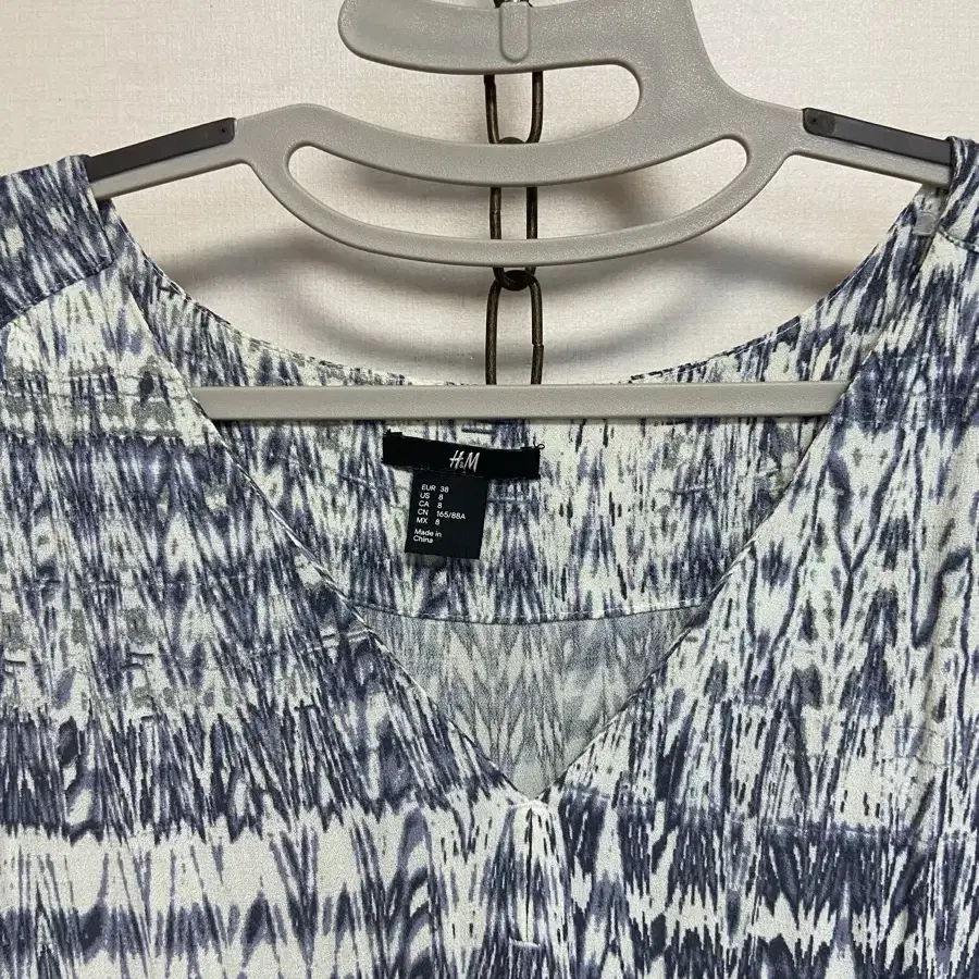 [H&M] 그레이 특이한 패턴 롱 블라우스 원피스 ( EUR38)