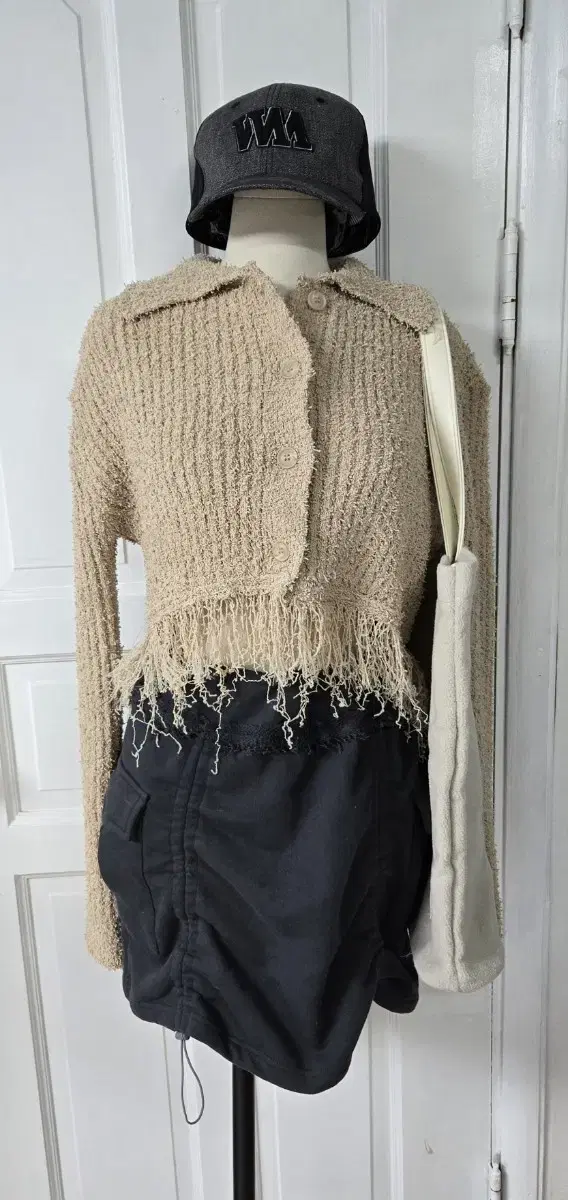 101studio Crop Cardigan