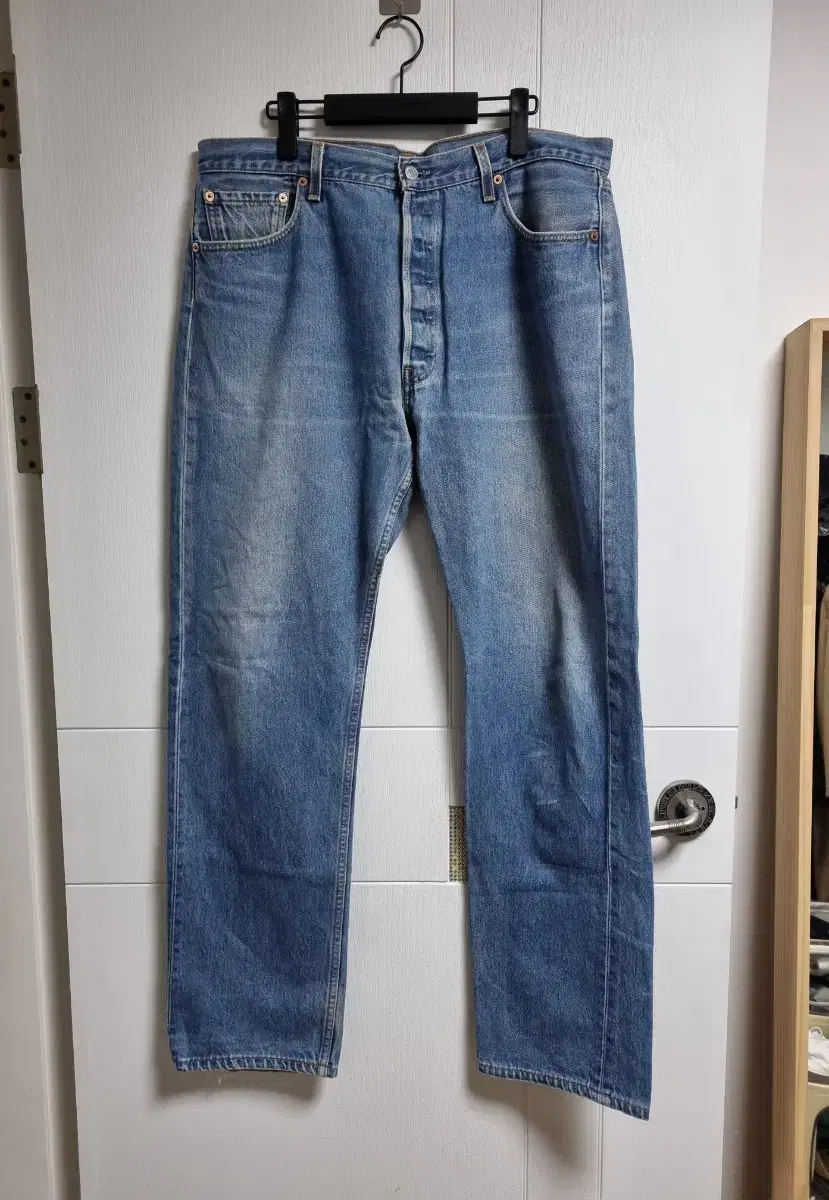 90s-00s USA Levi's 501xx size 34-35