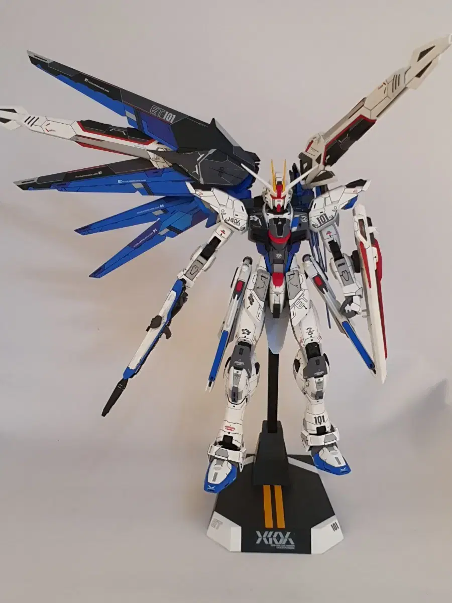 MG Strike Freedom Full Paint