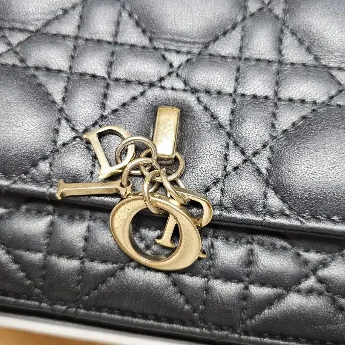 디올 Lady Dior 탑핸들 미니 클러치백 (S0980ONMJ)