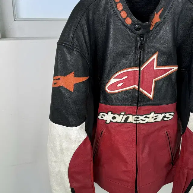 ALPINESTARS