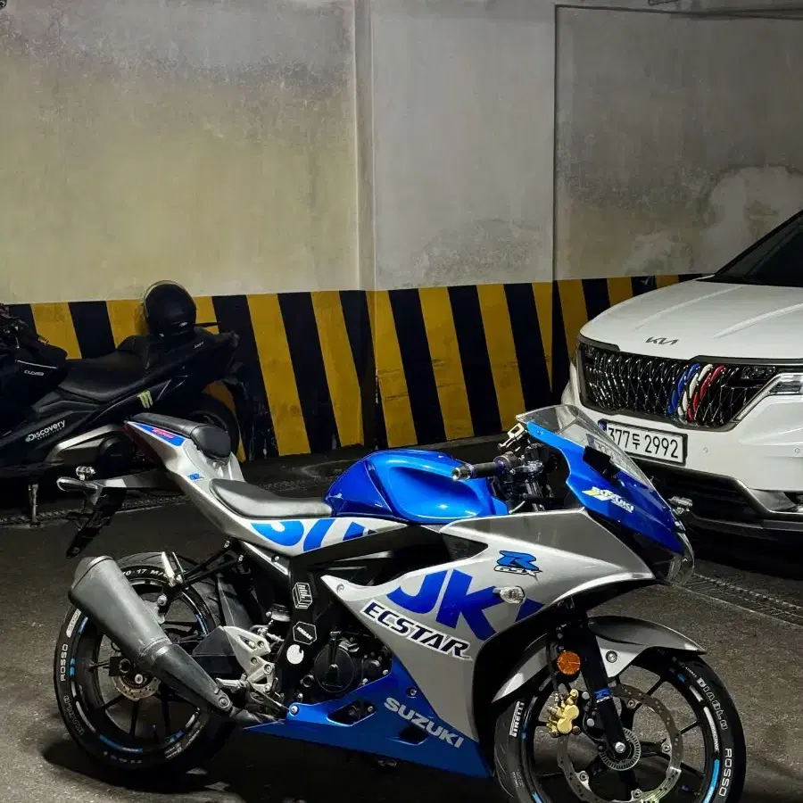 스즈키 gsx-r125 사고차 (판매완료)