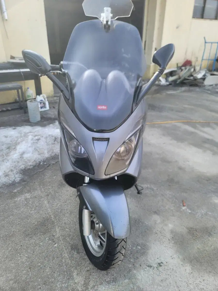 출퇴근 300cc 수쿠터 팜니다.