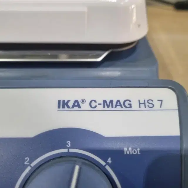 IKA C-MAG HS 7 가열 자력 교반기