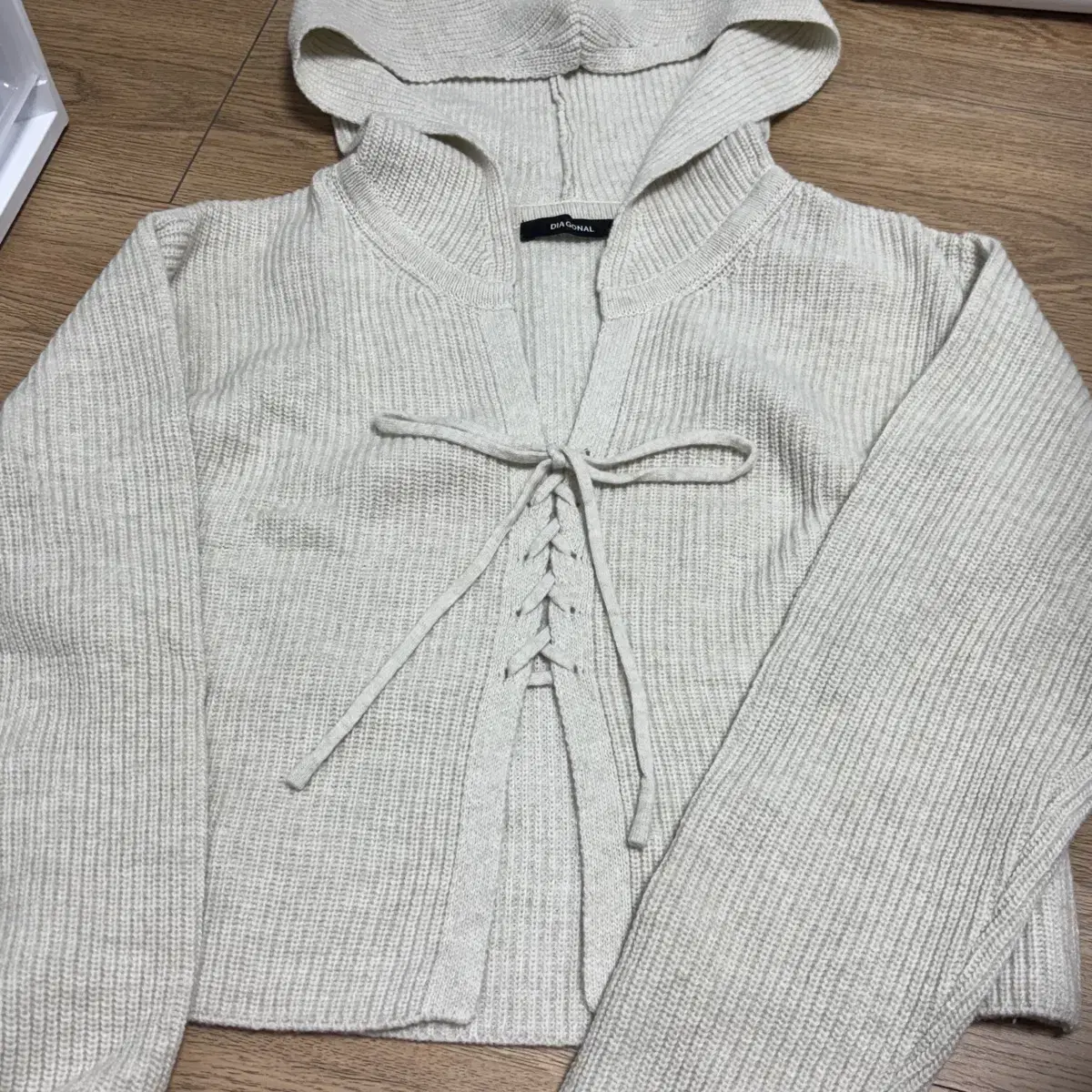 다이애그널 WOOL LACE UP HOODIE 후드 니트 오트밀