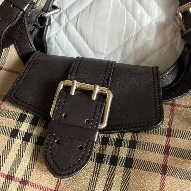 Burberry Kensing Brown Leather Shoulder