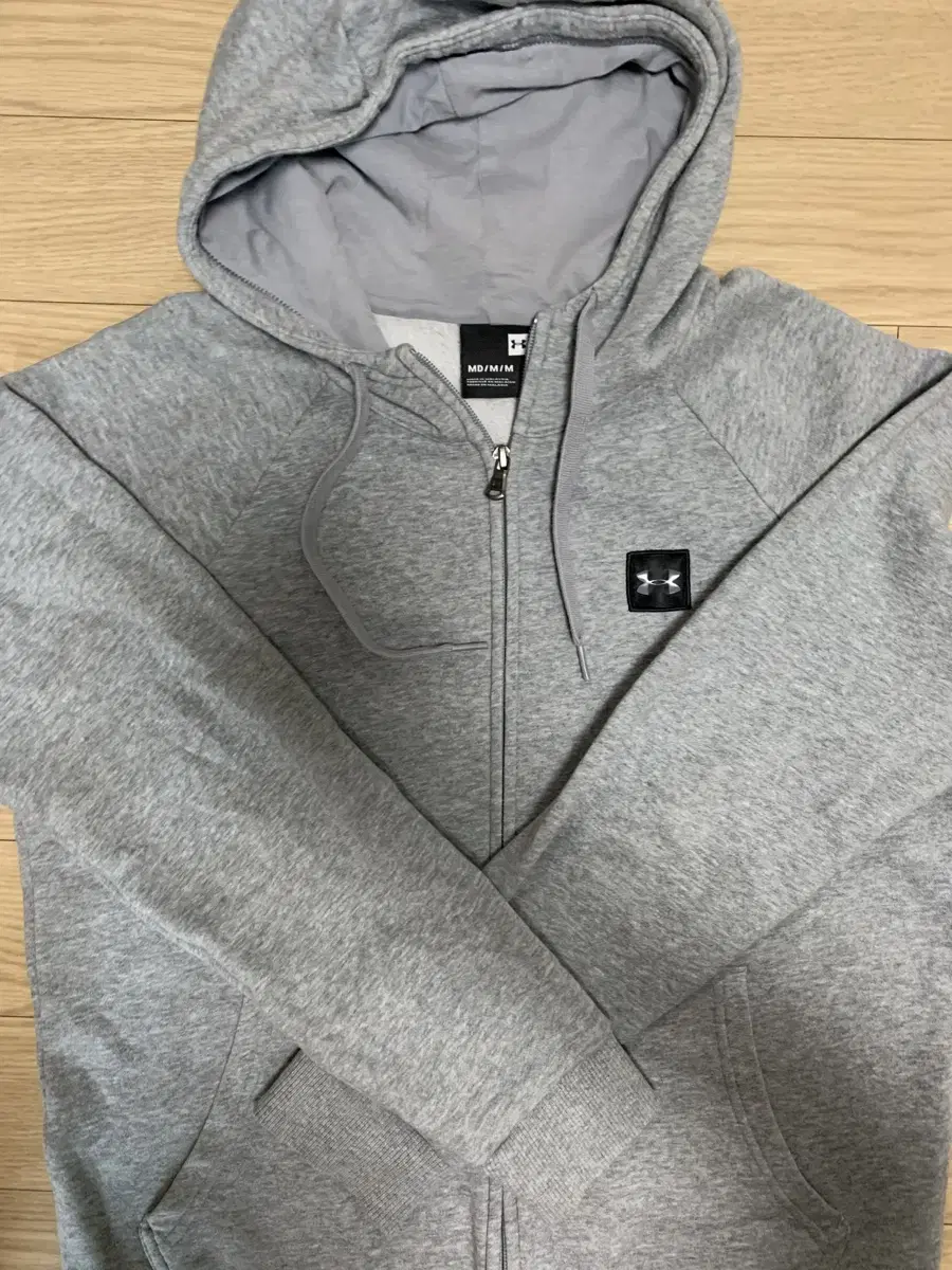 Under Armour hoodie Quick sale!!!!