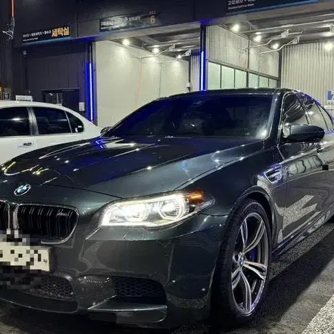 BMW F10 M5 LCi