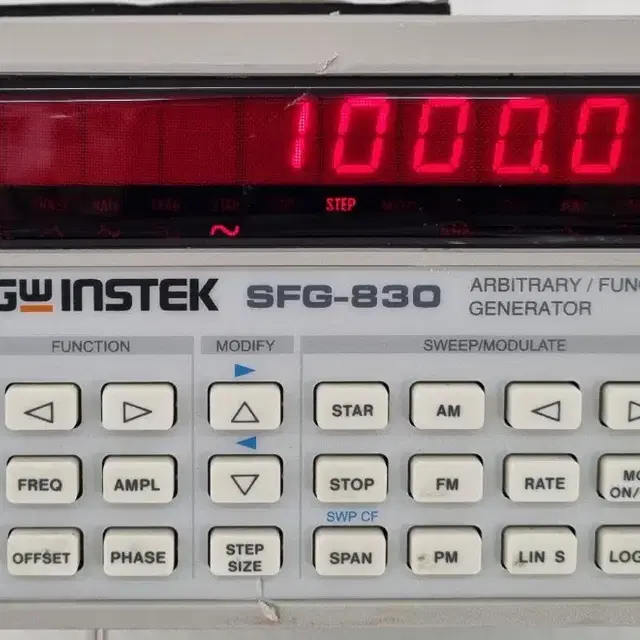 GWINSTEK SFG-830 FunctionGenerator 함수발생기