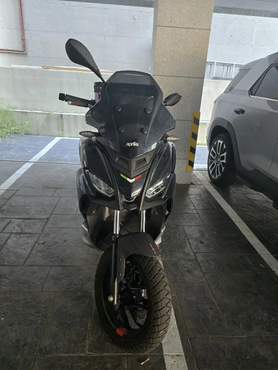 아프릴리아 SRGT 125cc 스쿠터