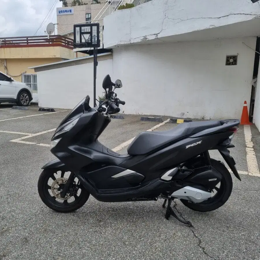 pcx125cc. 19년식팝니다