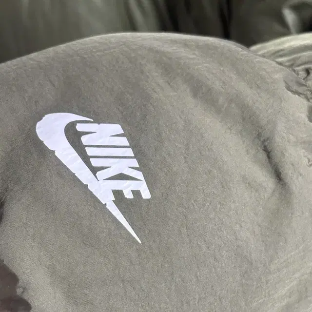 Nike 나이키 NSW 다운필자켓 올리브 XL