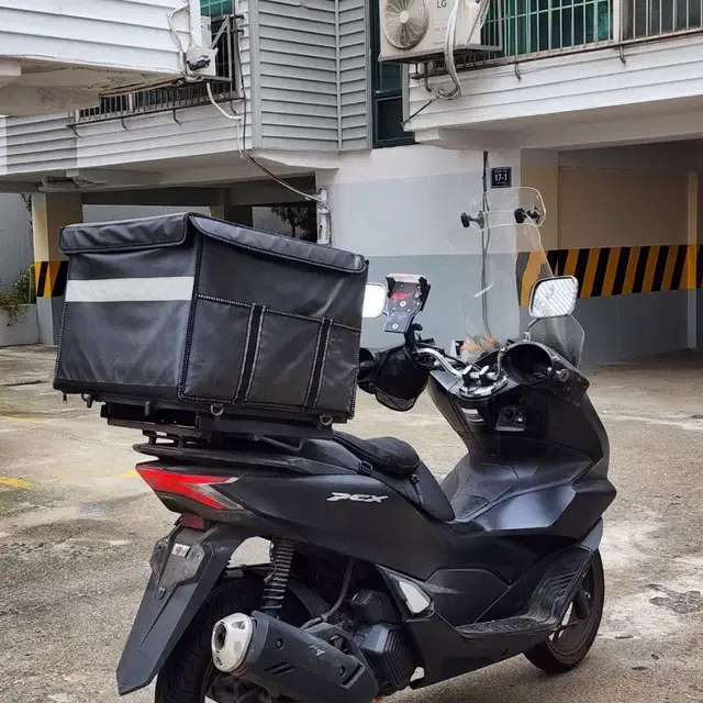 22년식 PCX125 ABS 배달세팅 팝니다