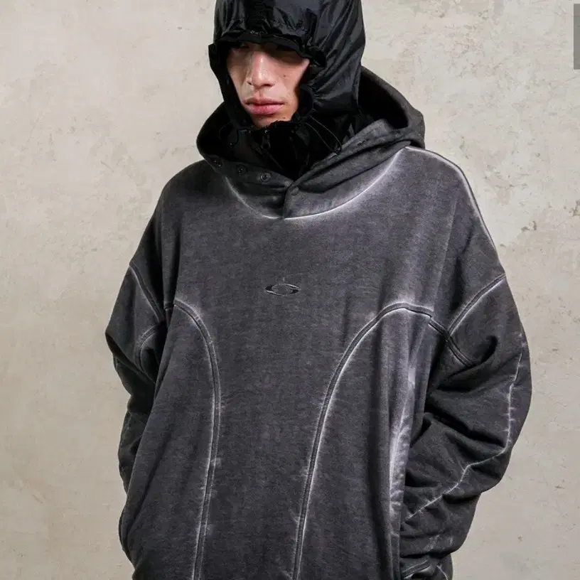 LUNAR GEOMETRY HOODIE [CHARCOAL]