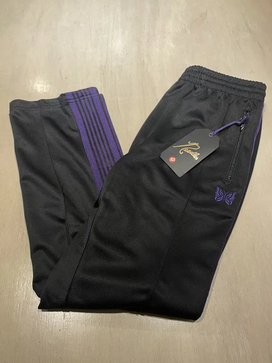 (NEW)Needles Narrow Track Pants Poly Smooth Black Purple M