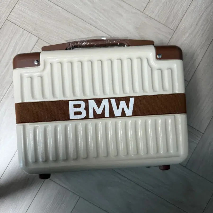 bmw 레디백 팝니다.