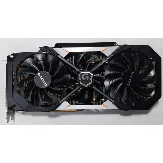 중고 GeForce GTX 1070 Xtreme Gaming 8G!