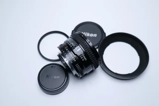 니콘 AF 20mm f2.8 D