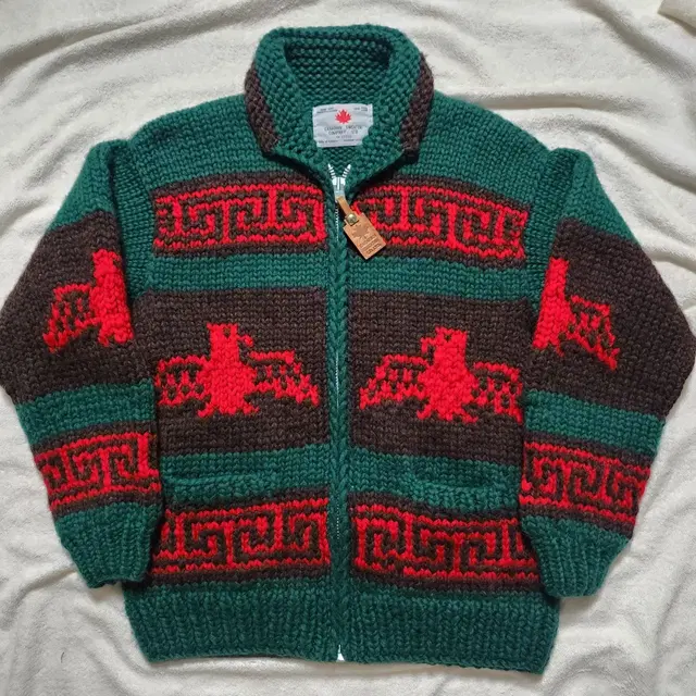 Canadian sweater 캐나다 썬더버드 코위찬