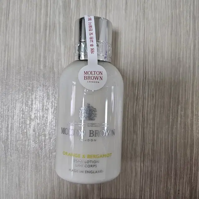 몰튼브라운 바디로션 100ml 새상품