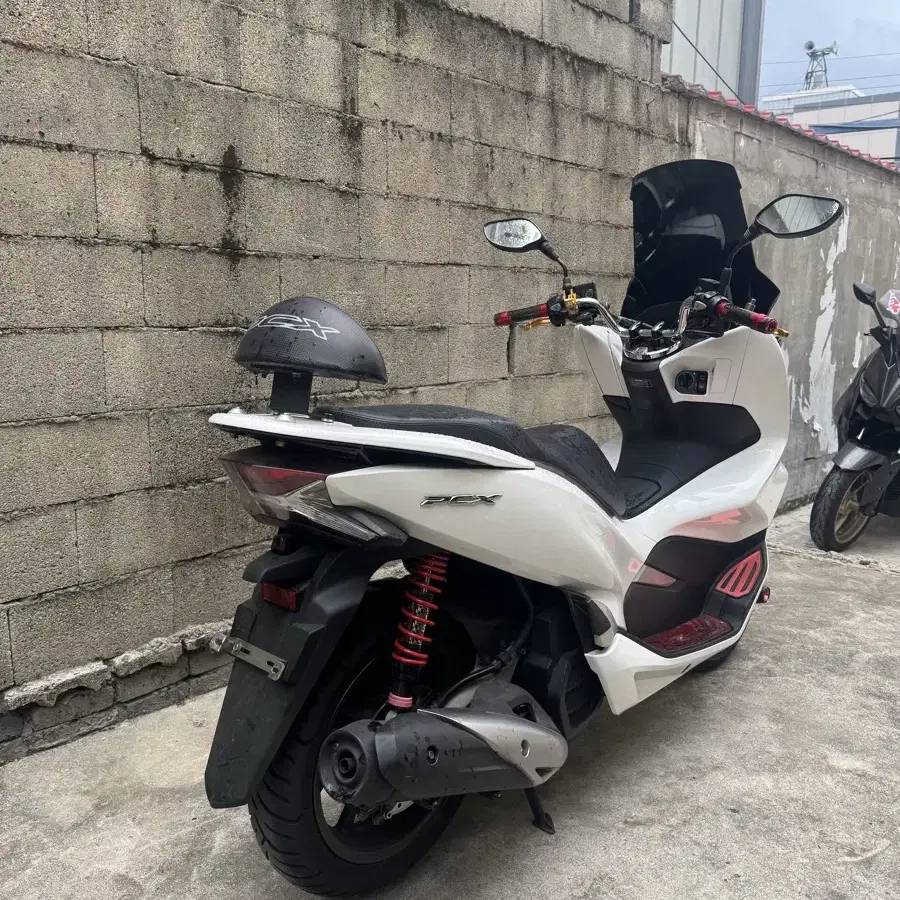 부산 pcx 150 19년식