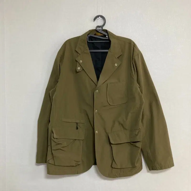 105 UNIFORM BRIDGE BLAZERS 유니폼브릿지 블레이저