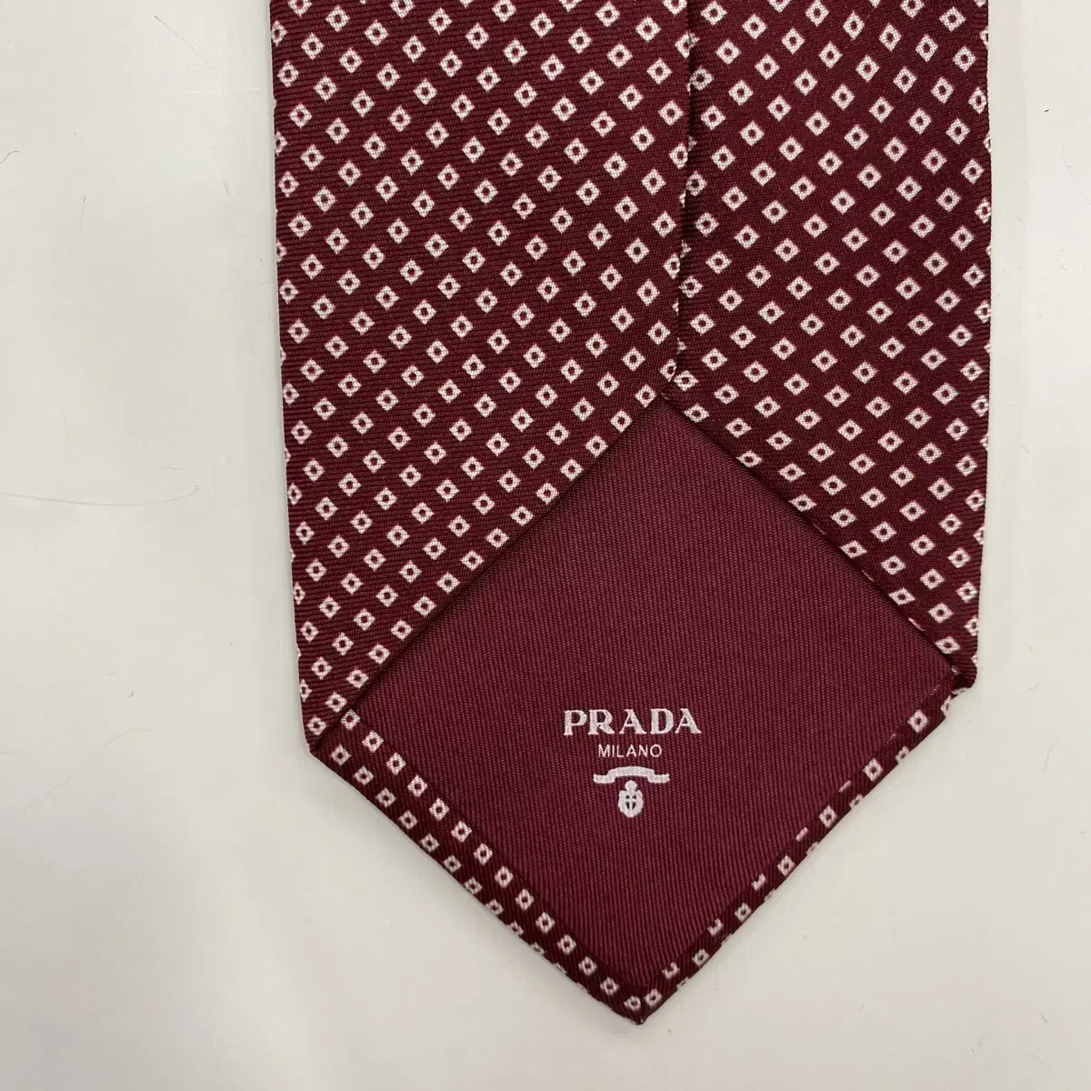 프라다 (PRADA) 영문로고 명품 정품 넥타이 추천제품