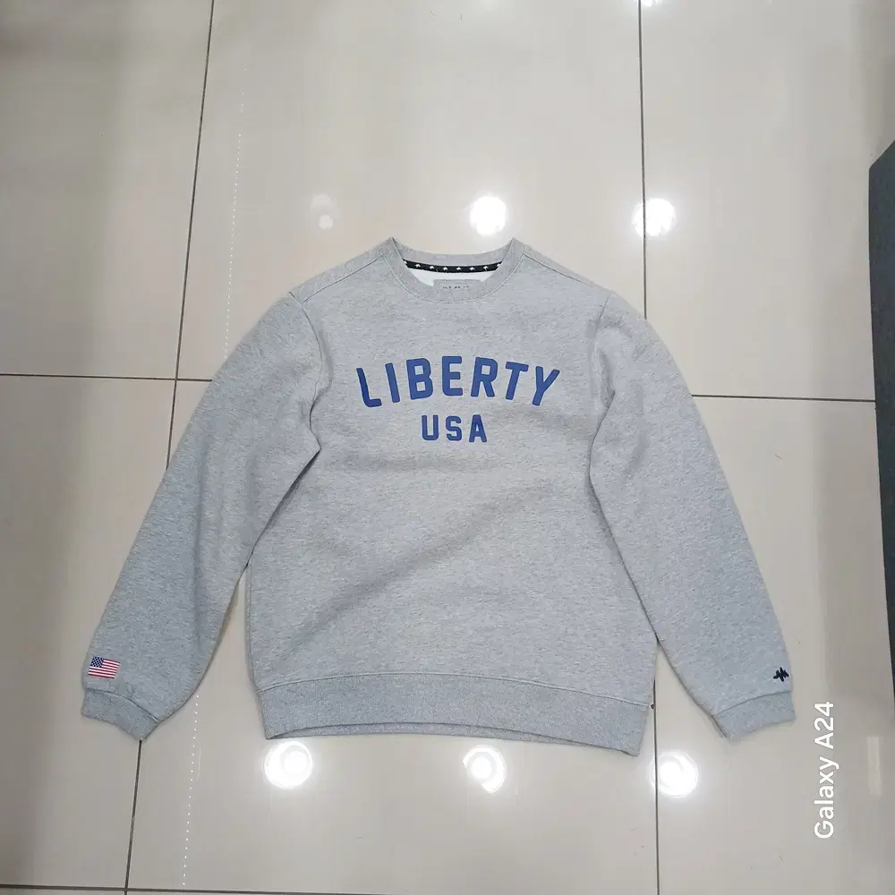 LIberty usa 회색 S사이즈 맨투맨 티셔츠 기모안감 중고