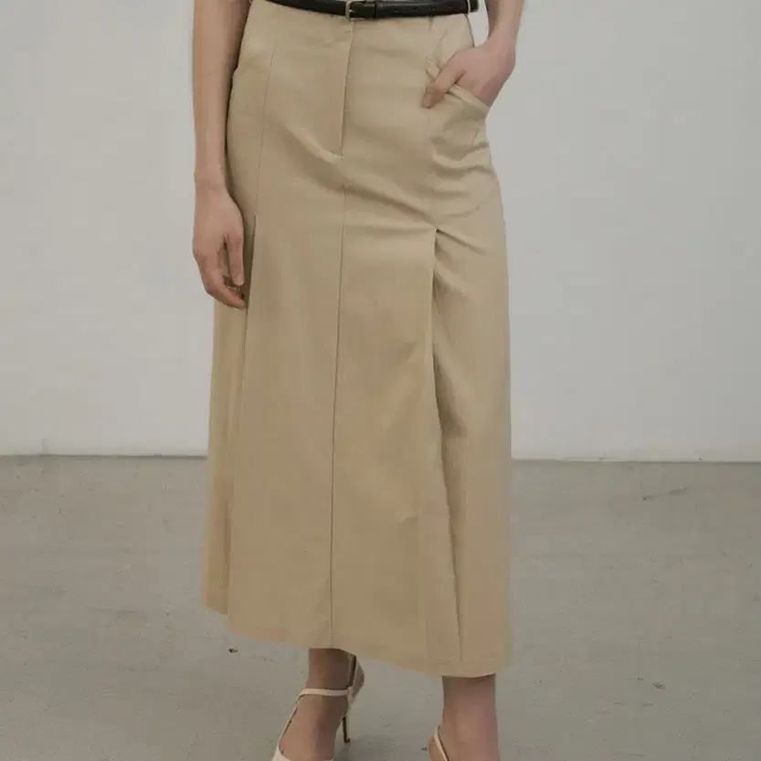 루시르주 lucir zu pleats long skirt 롱 스커트