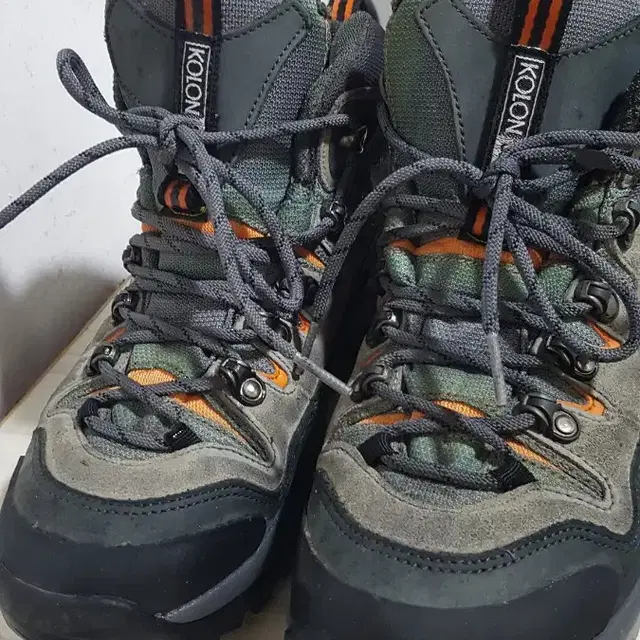 택포 255/260 A급 코오롱 KOLON GORE-TEX 등산화!