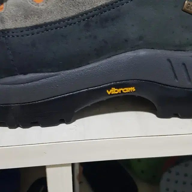 택포 255/260 A급 코오롱 KOLON GORE-TEX 등산화!