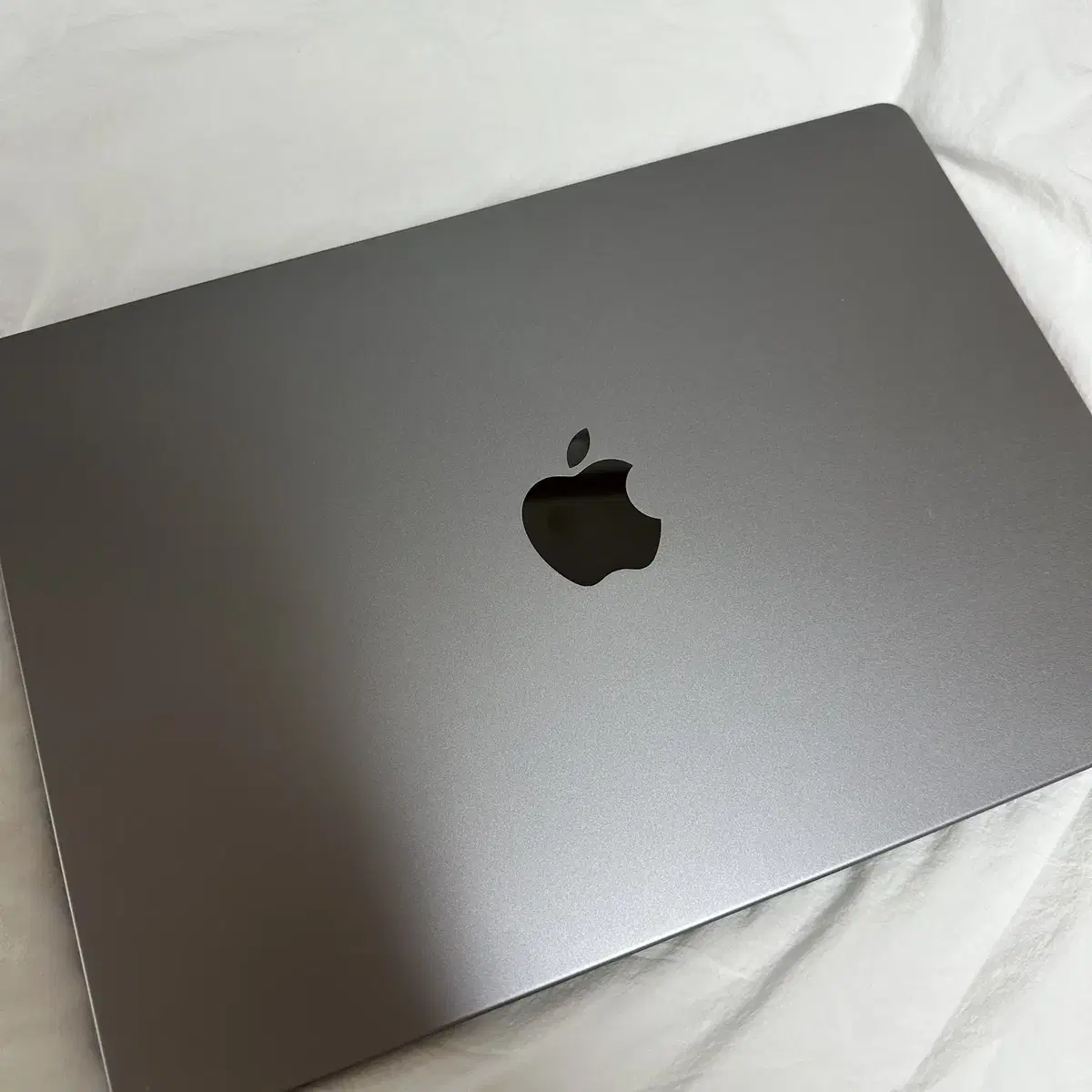 MacBook Pro(14-inch, M1, 2021)