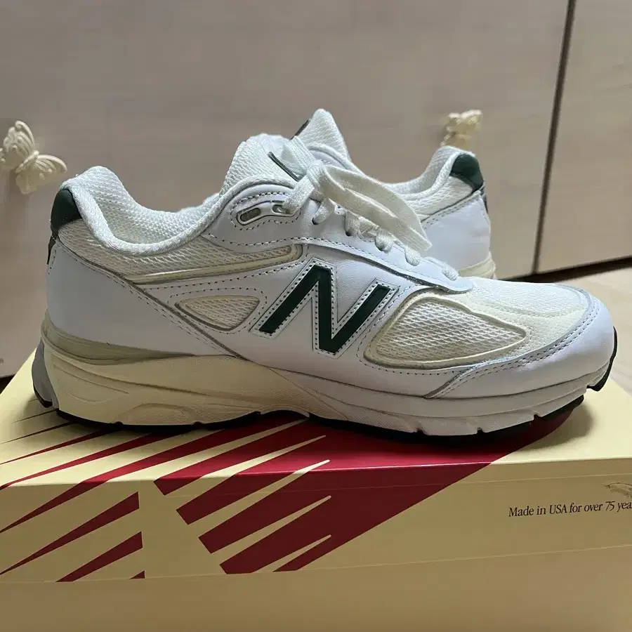 뉴발란스 990 v4 (U990TC4) 사이즈 260