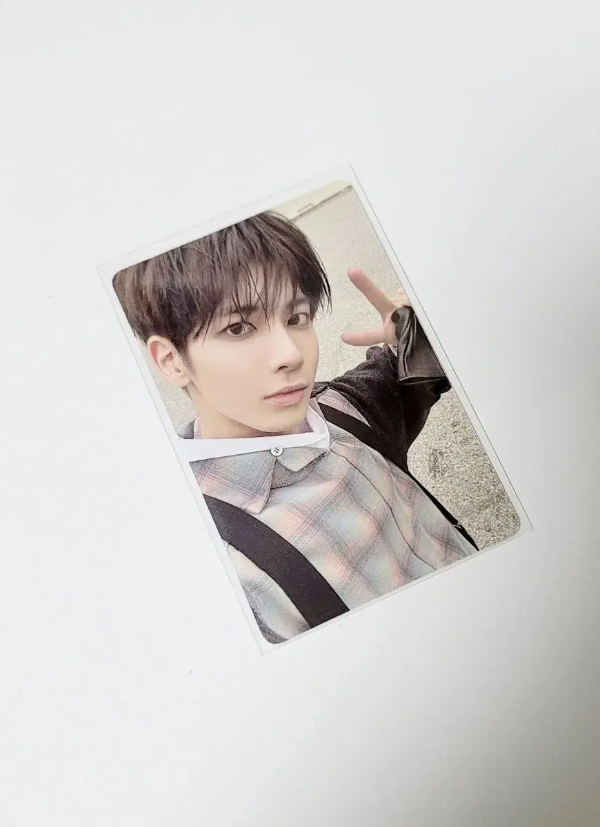 txt taehyun freefall weverse photocard sells