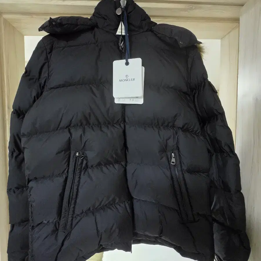 Moncler Mayaf Short Down Jacket Black 4