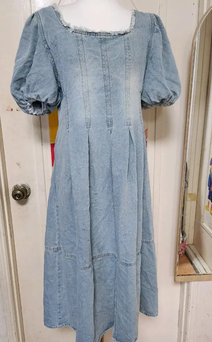 (m) puff sleeve jean long onepiece