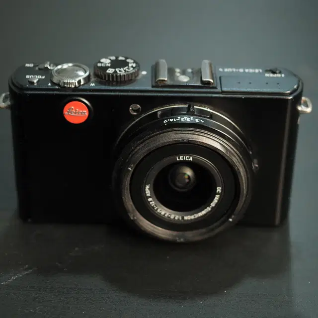 Leica D-Lux 4 팝니다. 42만원