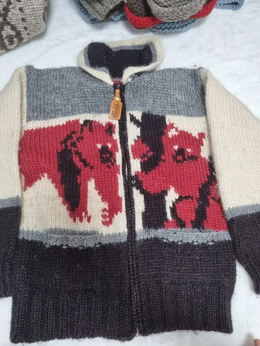 Bear Cowichan Cardigan