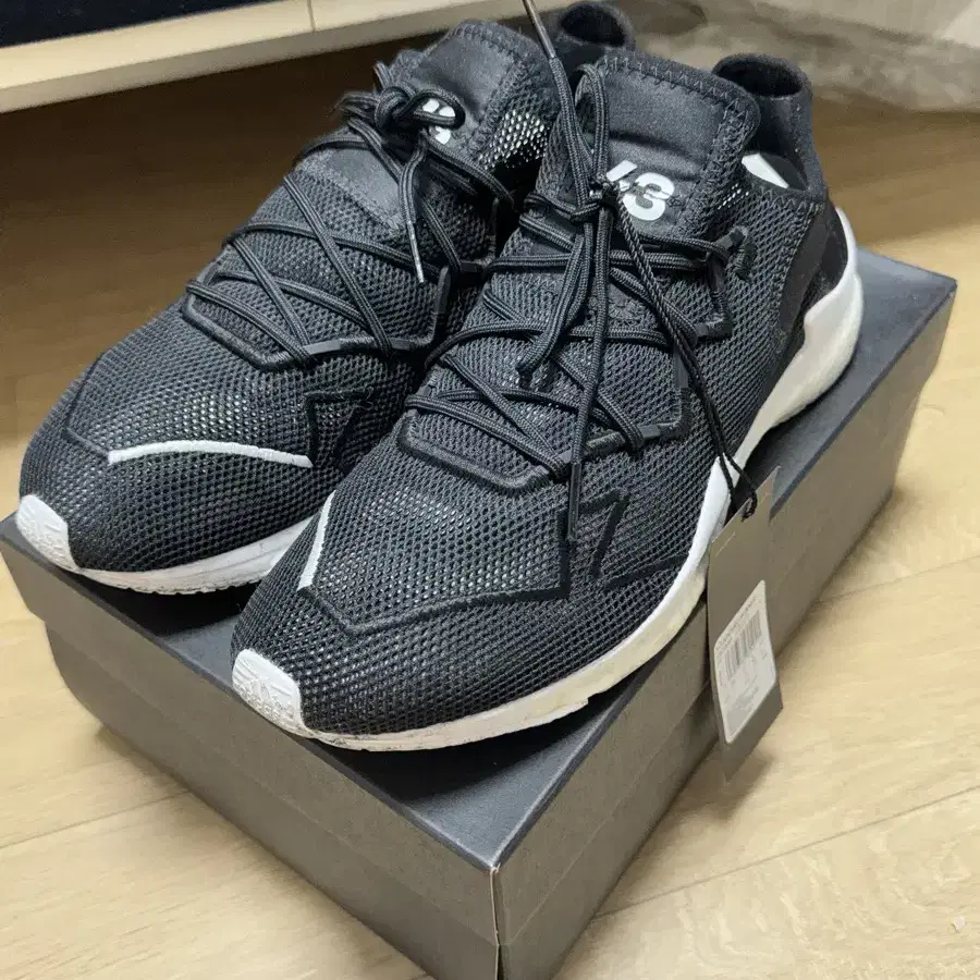 (새상품) Y-3 아디제로 러너 275