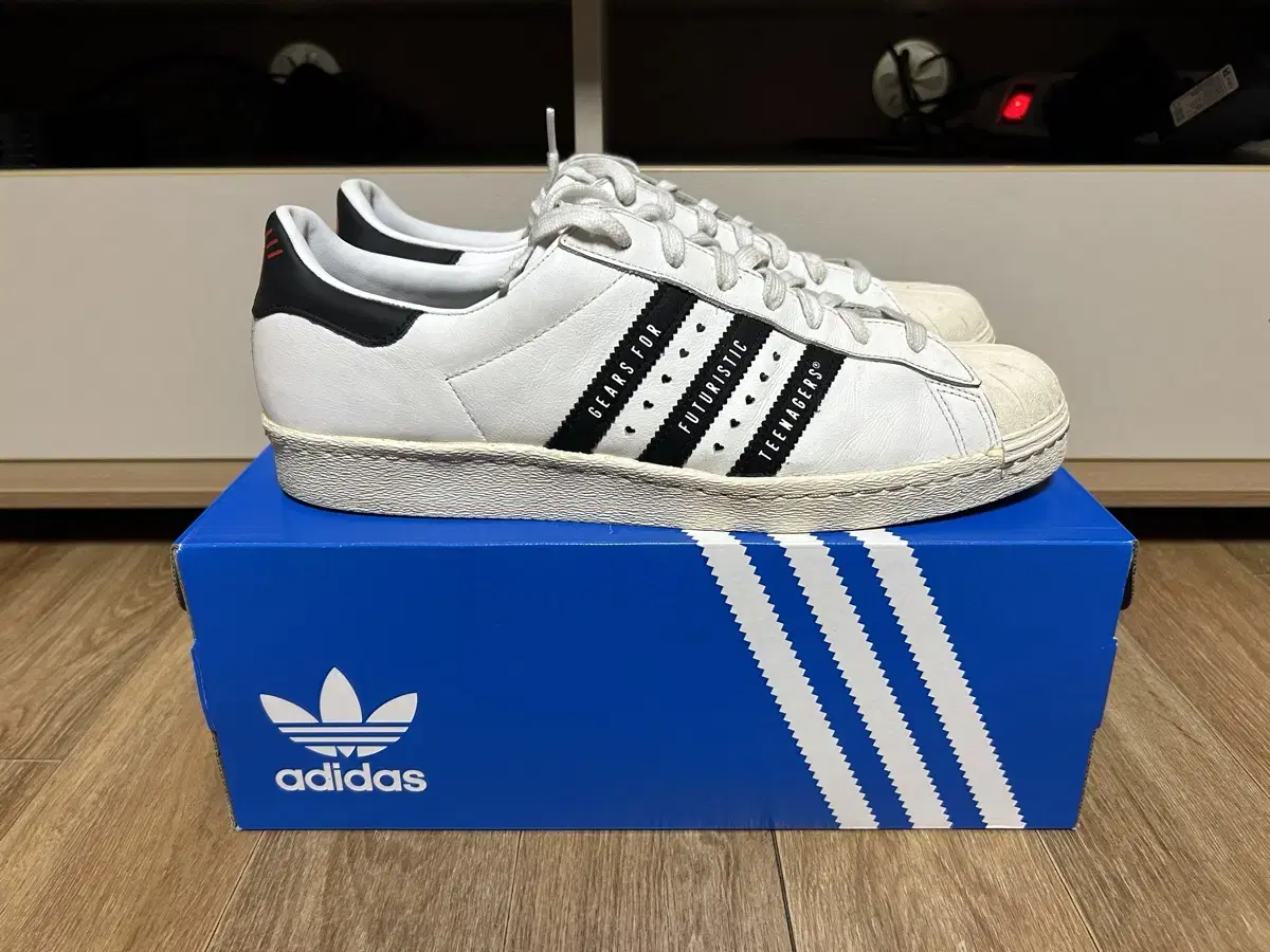 ADIDAS SUPERSTAR 80'S HUMANMADE