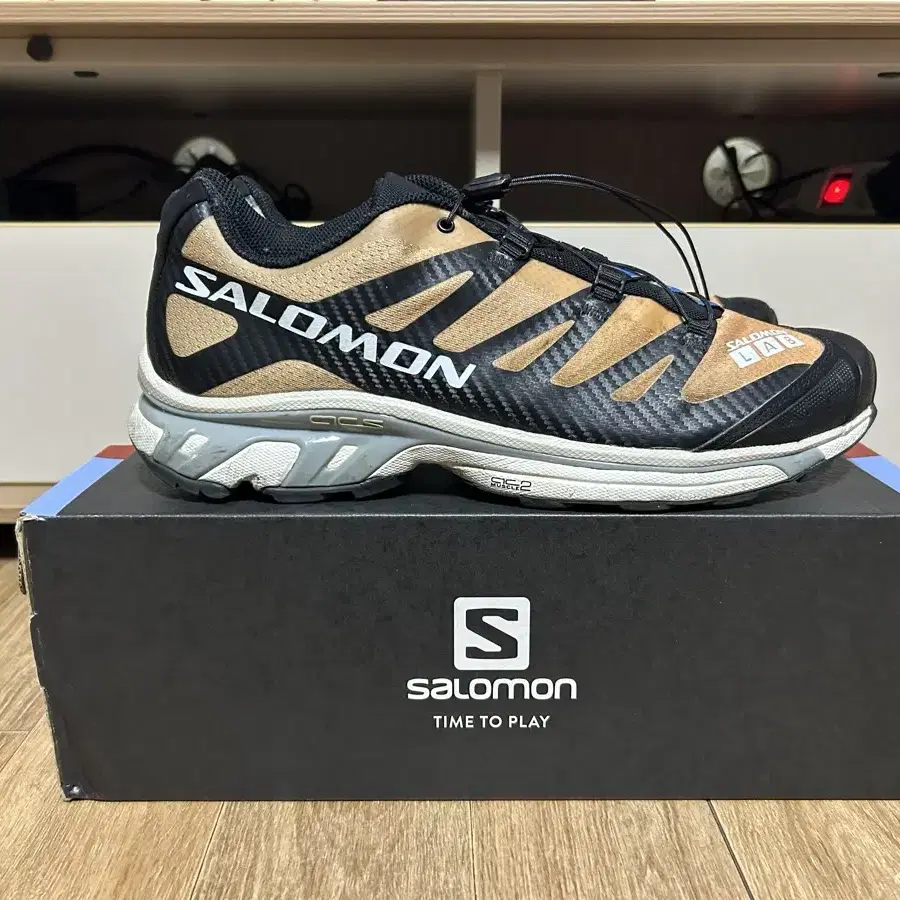 SALOMON TX-4