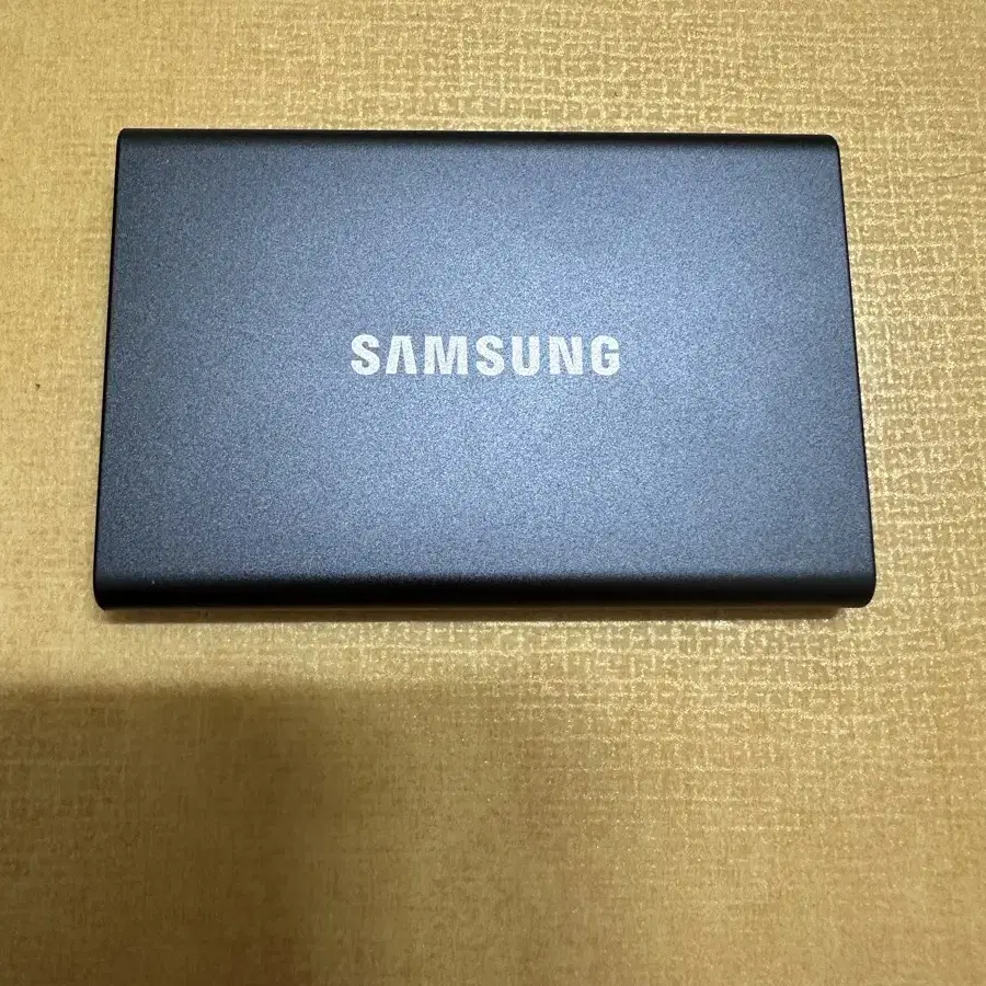 삼성 포터블 SSD T7 500GB 판매합니다.