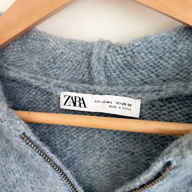 ZARA 앙고라 후드집업